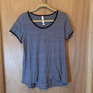 LuLaRoe Classic T Women's Top Size Medium SOLID Charcoal Gray Black Trim
